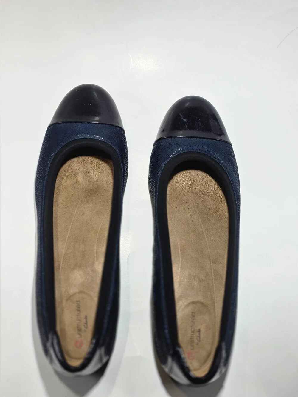 Clarks Unstructured Women’s Ballet Flats Navy Blue Cap Toe Comfort Shoes US 10